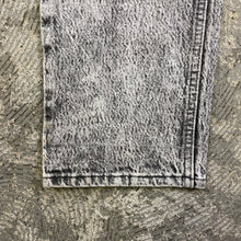 Load image into Gallery viewer, Vintage Levis Acid Wash Denim Jeans
