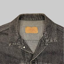 Load image into Gallery viewer, Vintage Levi’s Denim Trucker Jacket
