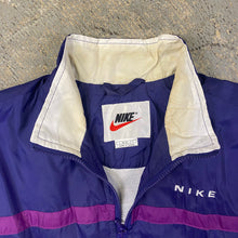 Load image into Gallery viewer, Vintage 90s Nike Windbreaker
