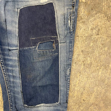Load image into Gallery viewer, Vintage Lee Bootcut Denim Jeans
