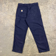 Load image into Gallery viewer, Vintage 2000s carhartt pants

