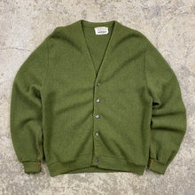 Load image into Gallery viewer, Arnold Palmer Robert Bruce 60s Olive Alpaca Sweater
