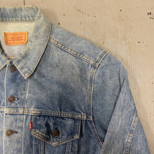 Load image into Gallery viewer, Vintage Levi’s Denim Trucker Jacket
