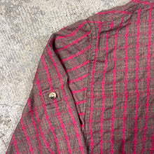 Load image into Gallery viewer, Vintage TNF Button Up
