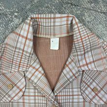 Load image into Gallery viewer, Vintage 70s Polyester Short Sleeve Button Up
